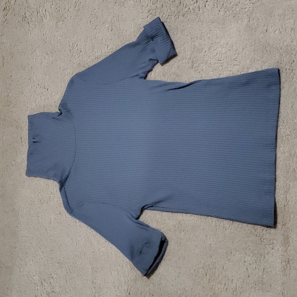 Short Sleeve Ribbed Turtleneck